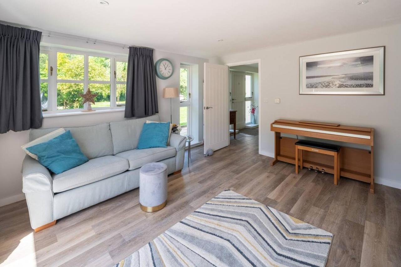 Osbornes Holiday House Near Exeter With Swimming Pool Eksteriør bilde