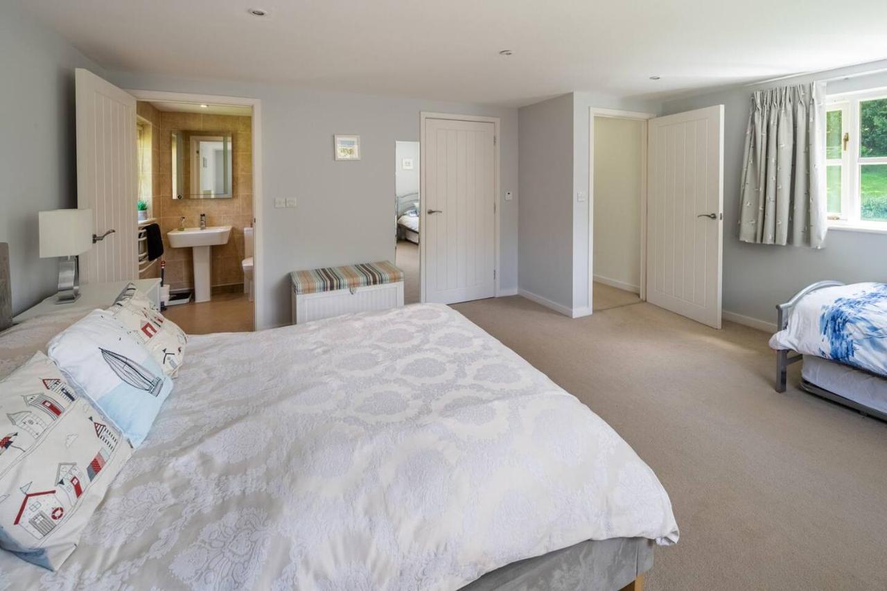 Osbornes Holiday House Near Exeter With Swimming Pool Eksteriør bilde